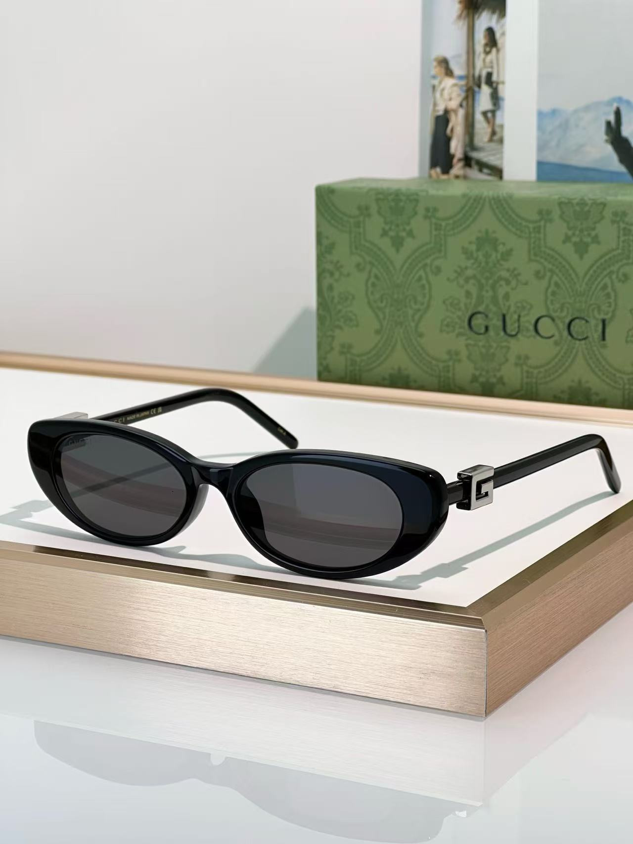 Gucci Glasses GG1680S 52-17-140