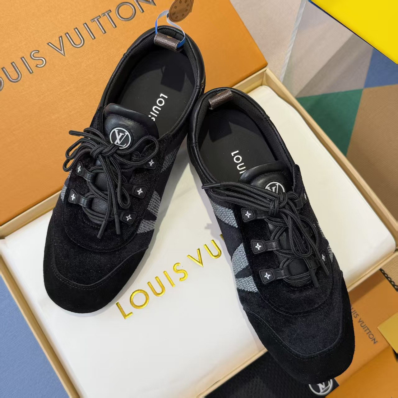 UA LV Sneaker