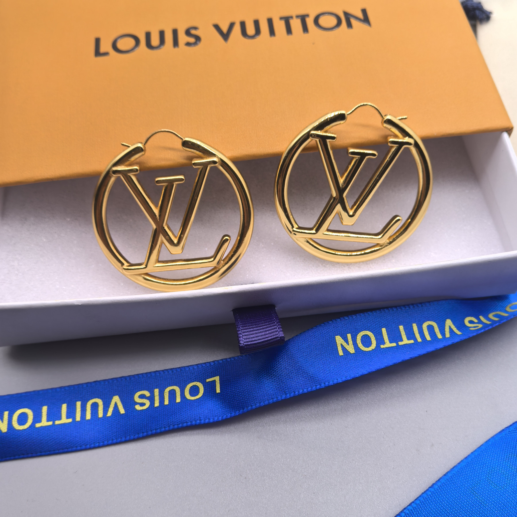 Louis Vuitton Earrings 2 3 4cm