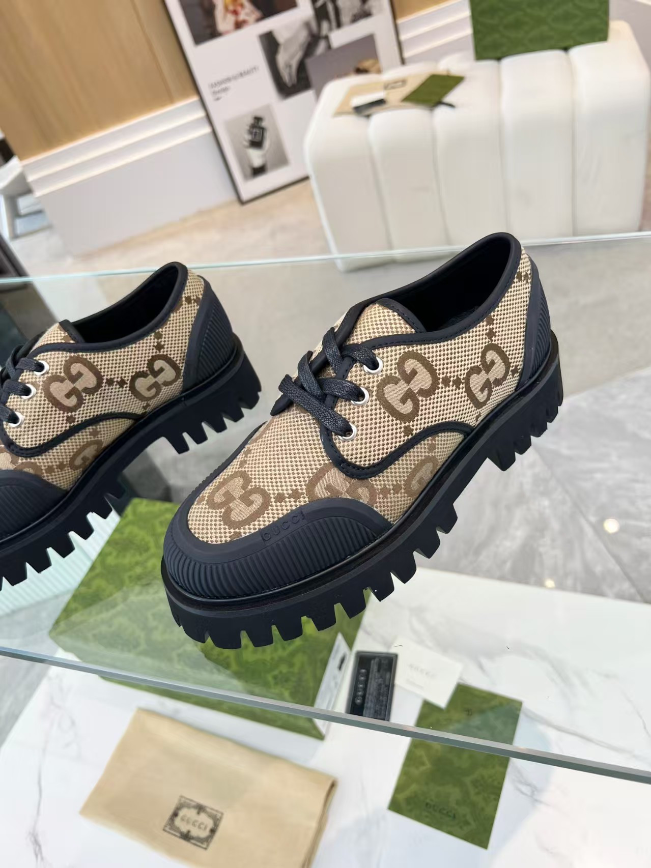 UA Gucci Maxi GG Lace-up Shoes