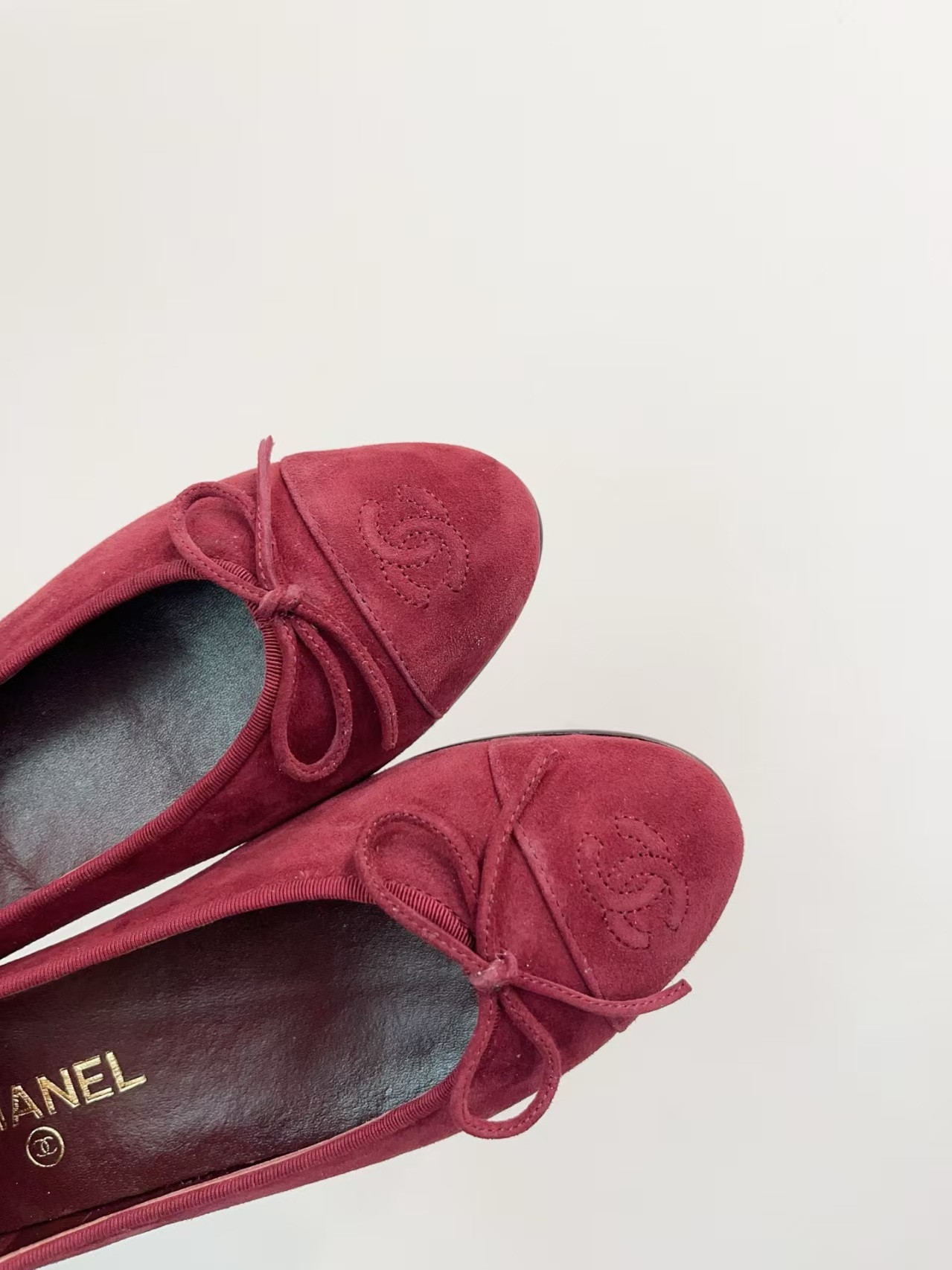 ua Ch**el ballet flats