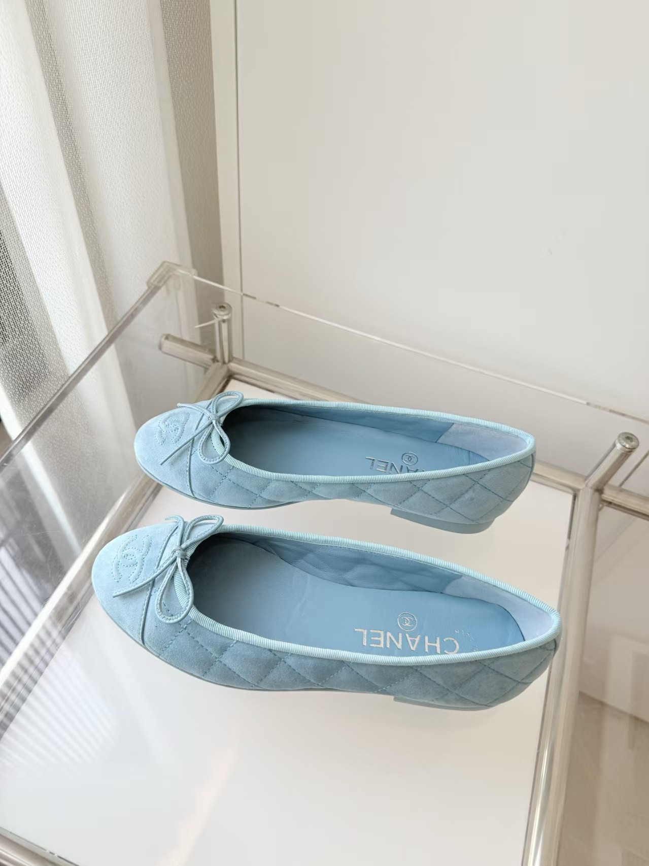 ua Ch**el ballet flats