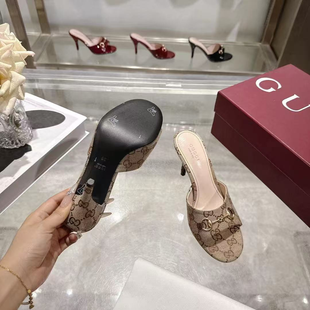 UA GUCCI slide sandal with Horsebit