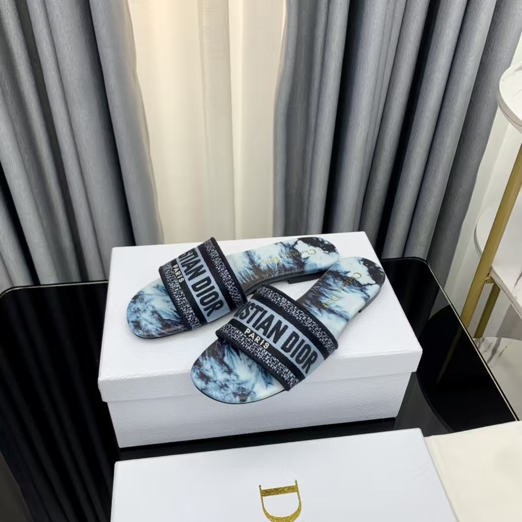 UA Dior Dway Slide