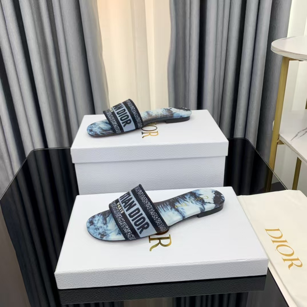 UA Dior Dway Slide