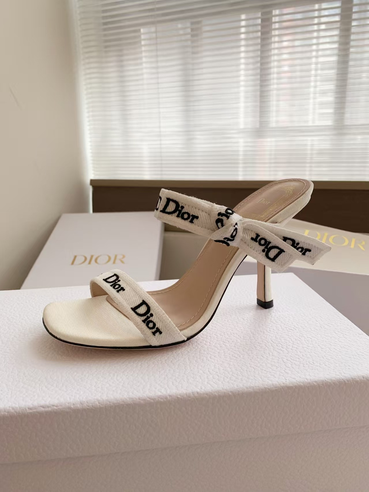 UA Dior Heeled Sandal