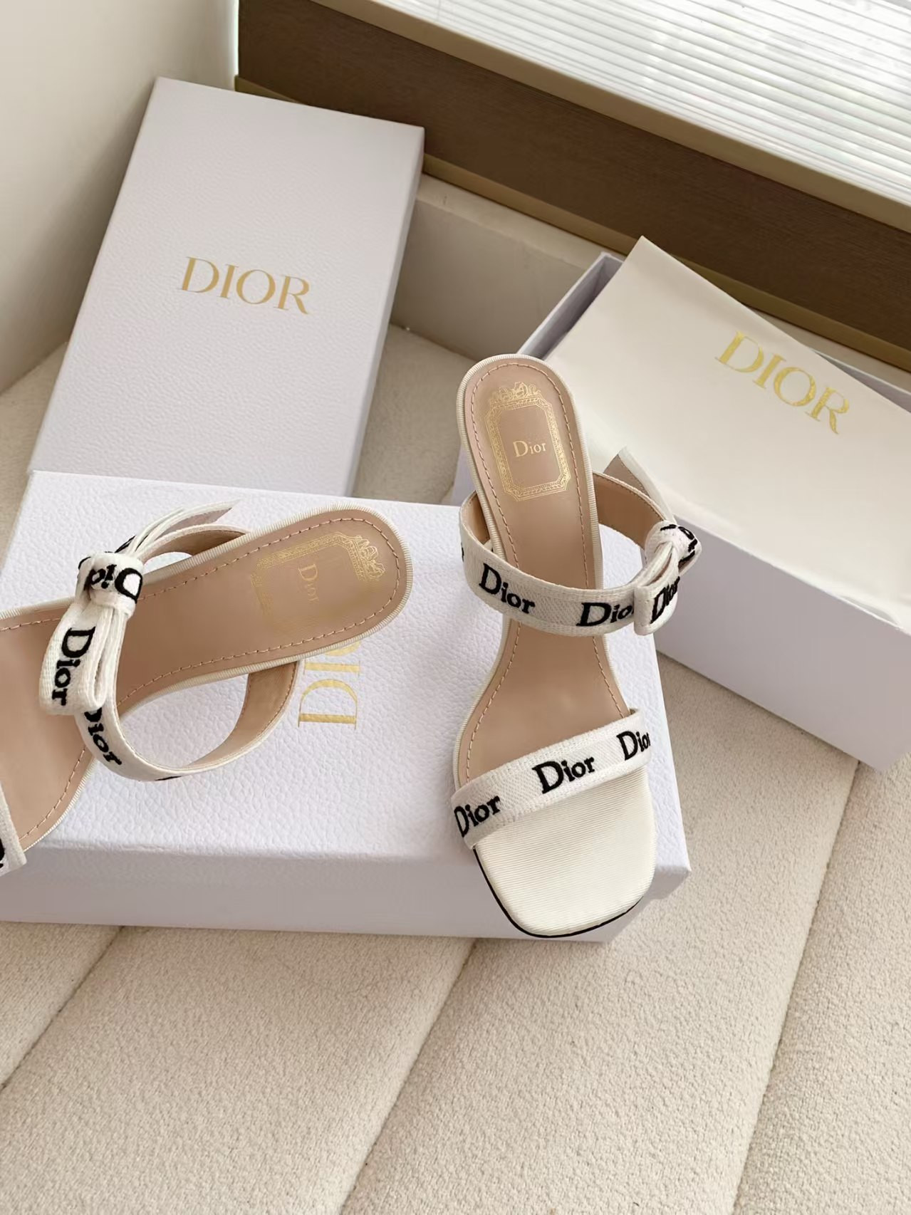 UA Dior Heeled Sandal