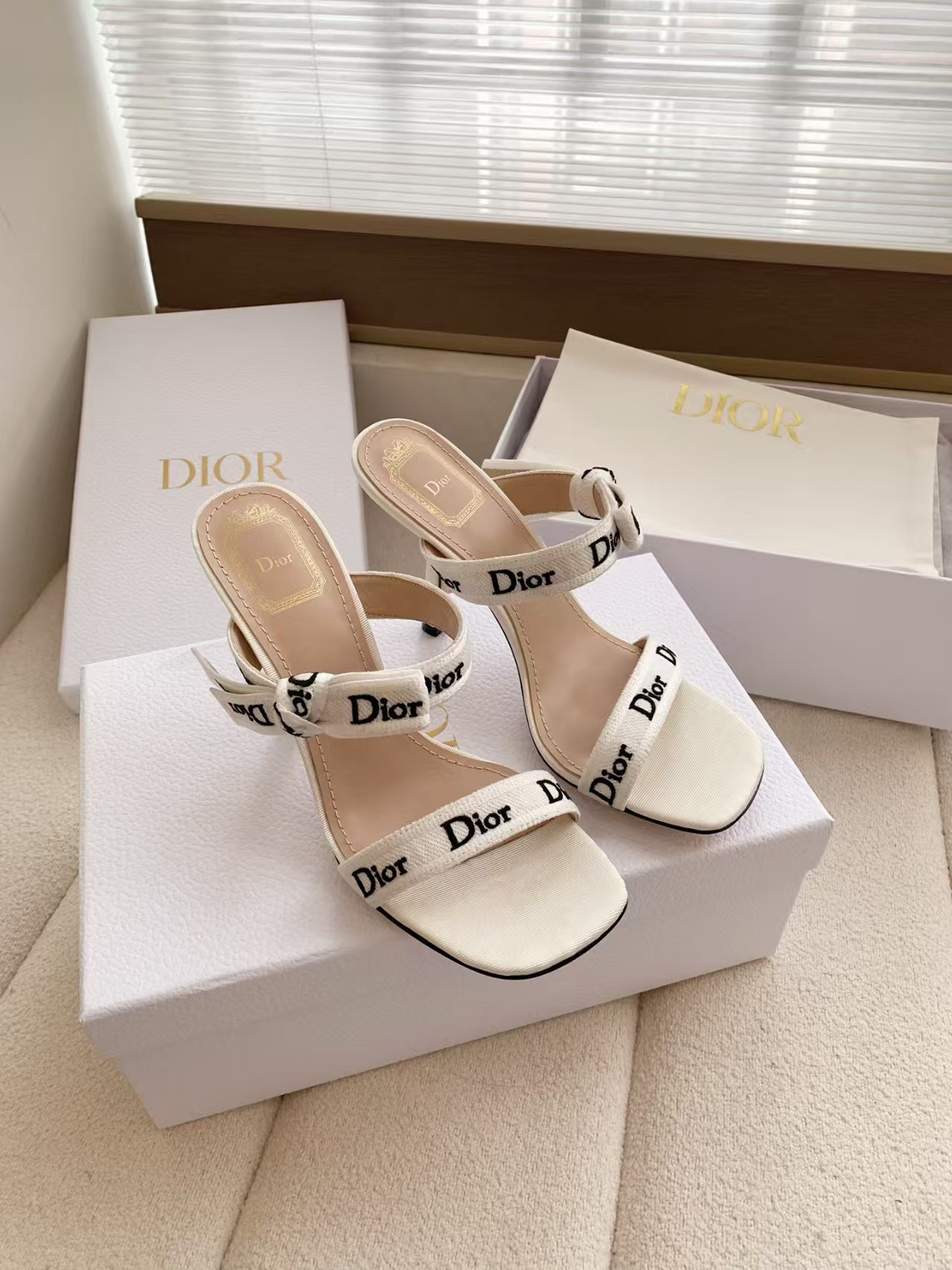 UA Dior Heeled Sandal