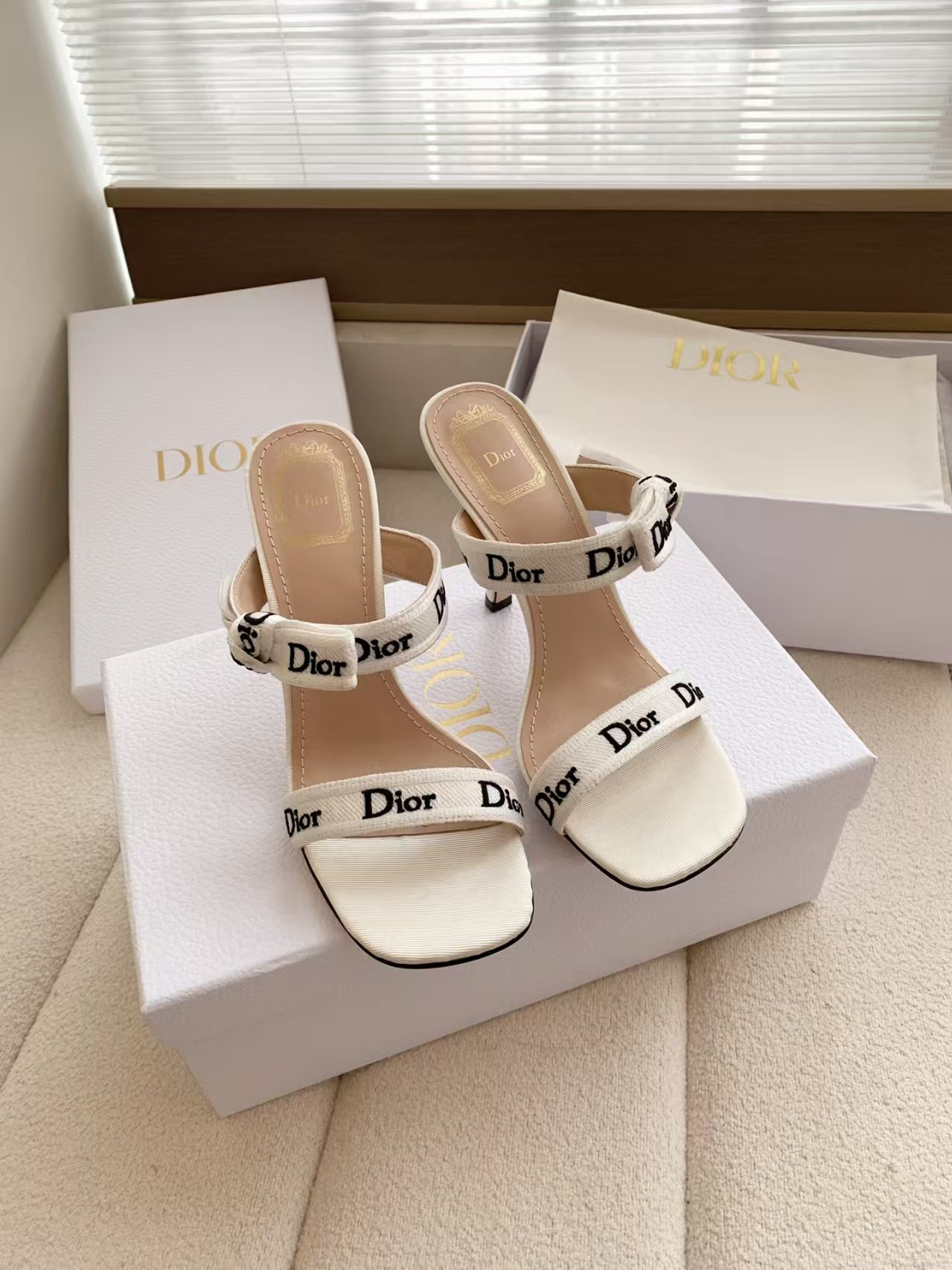 UA Dior Heeled Sandal