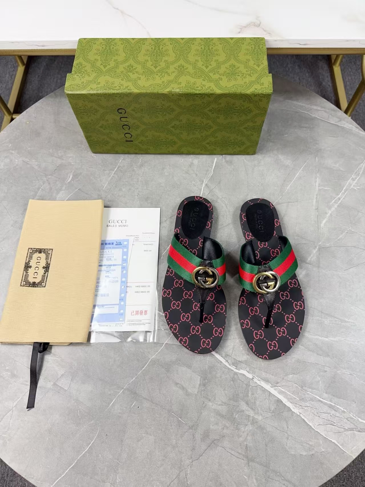 UA GUCCI SANDAL