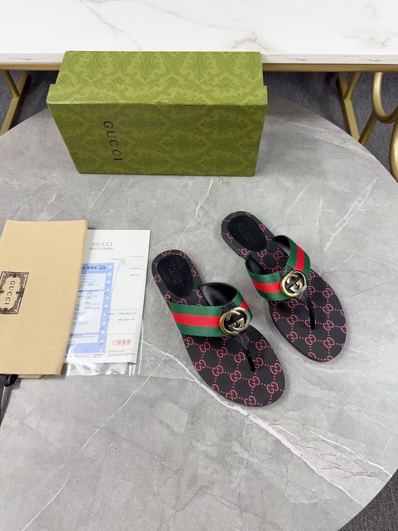 UA GUCCI SANDAL