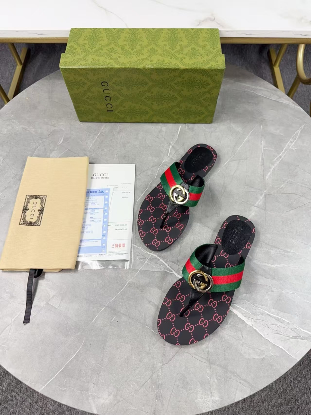 UA GUCCI SANDAL