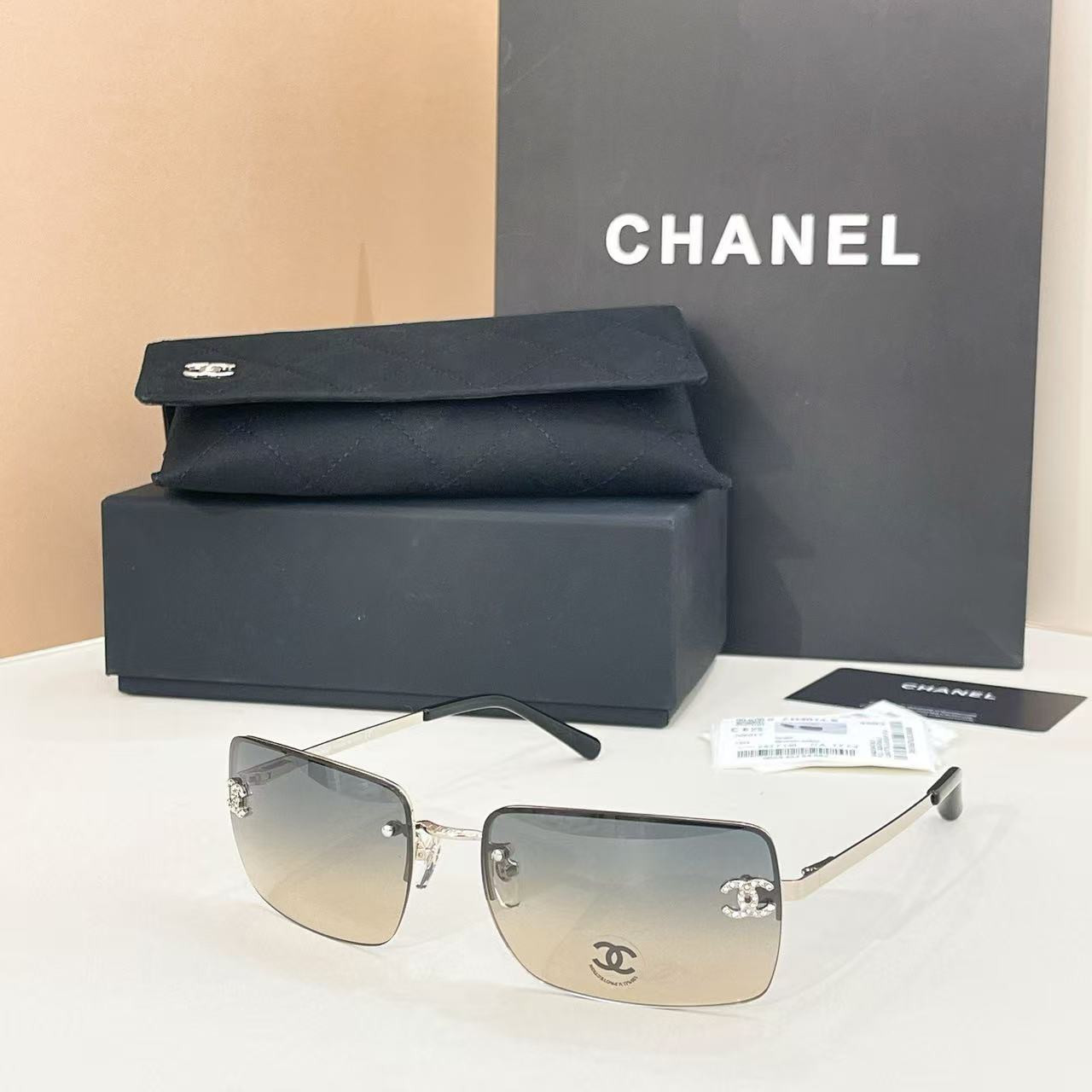 Chanel crystal logo Glasses