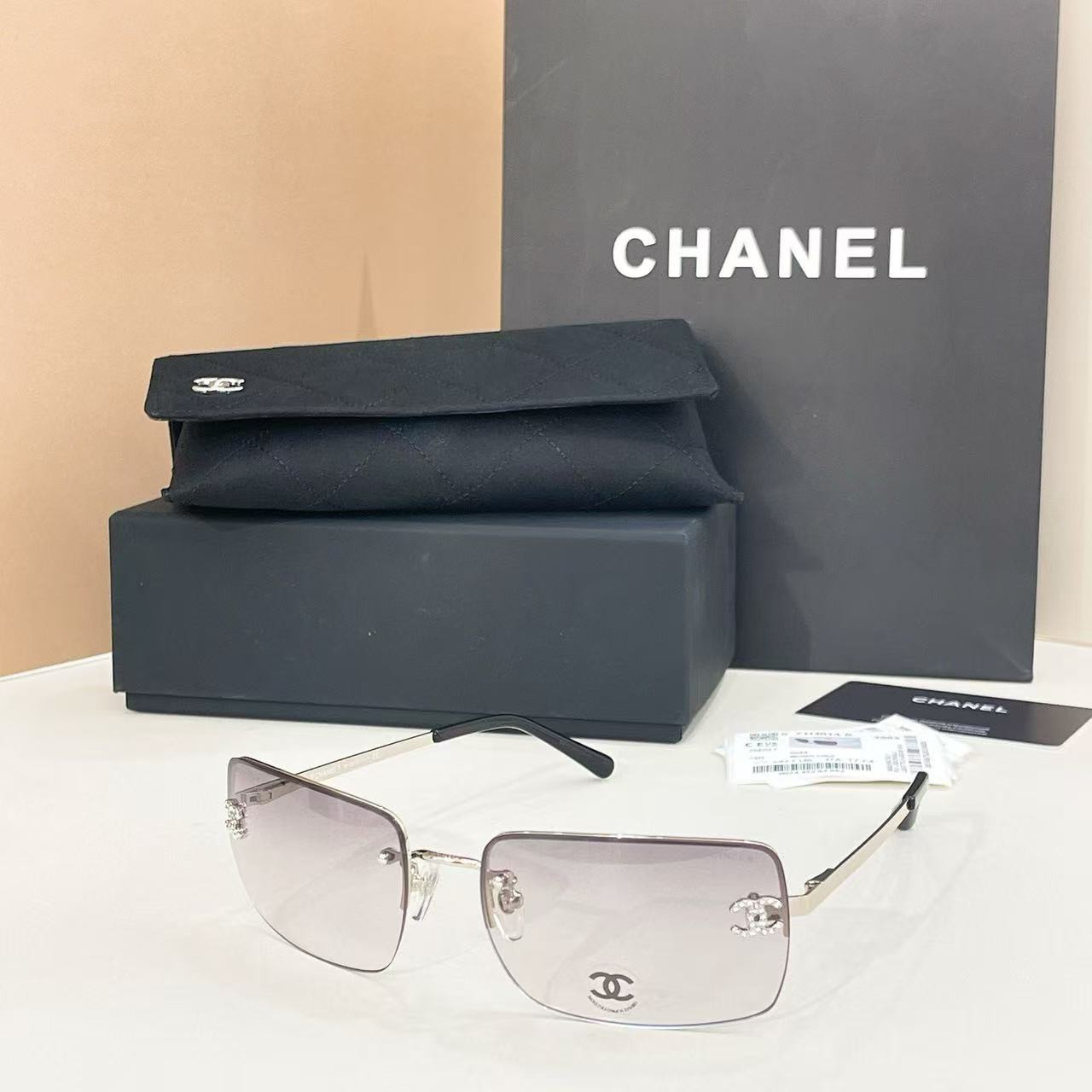 Chanel crystal logo Glasses