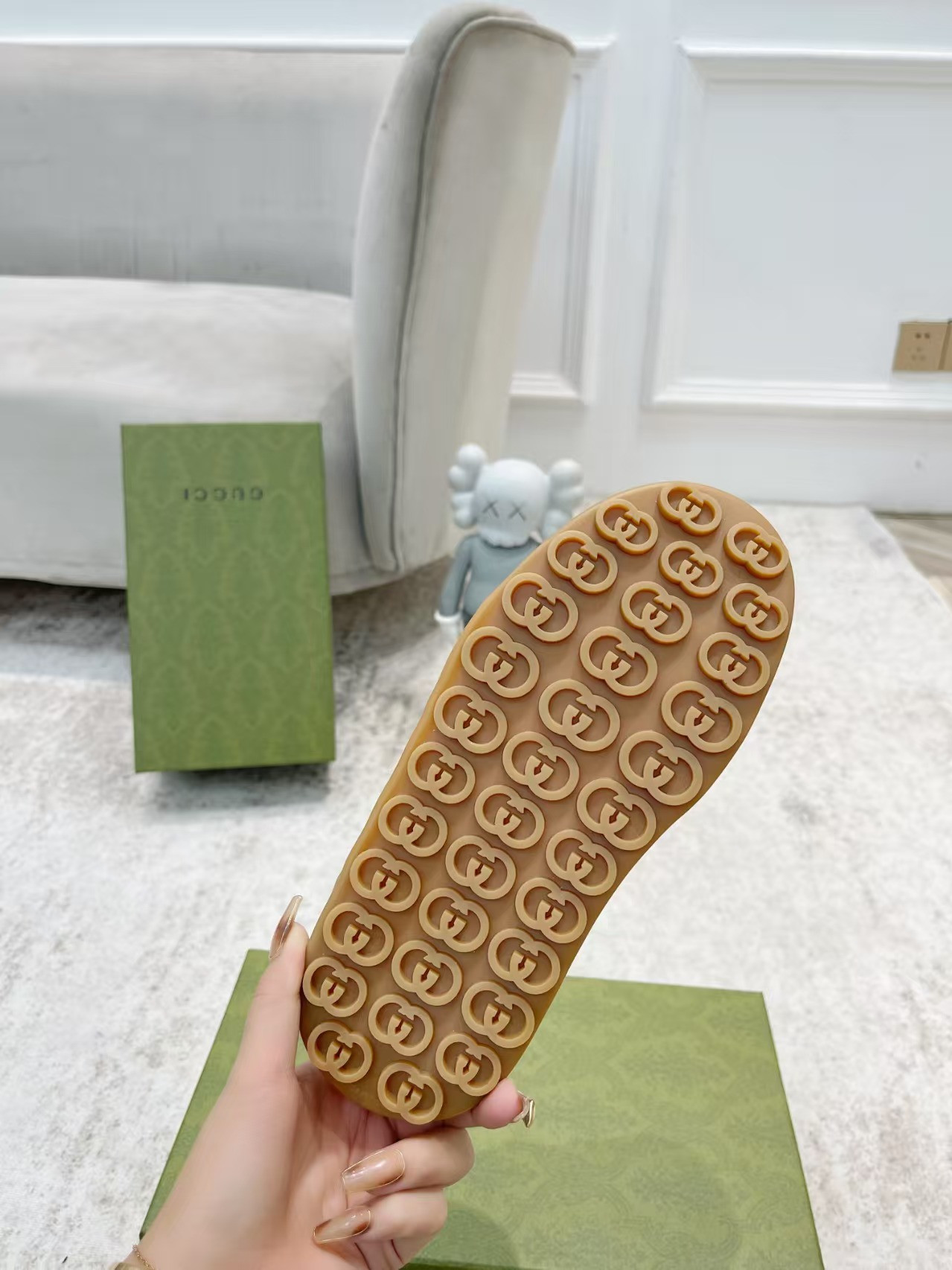 UA Gucci GG Sneaker