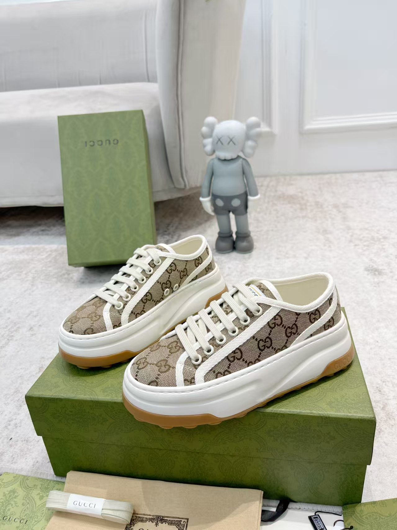 UA Gucci GG Sneaker