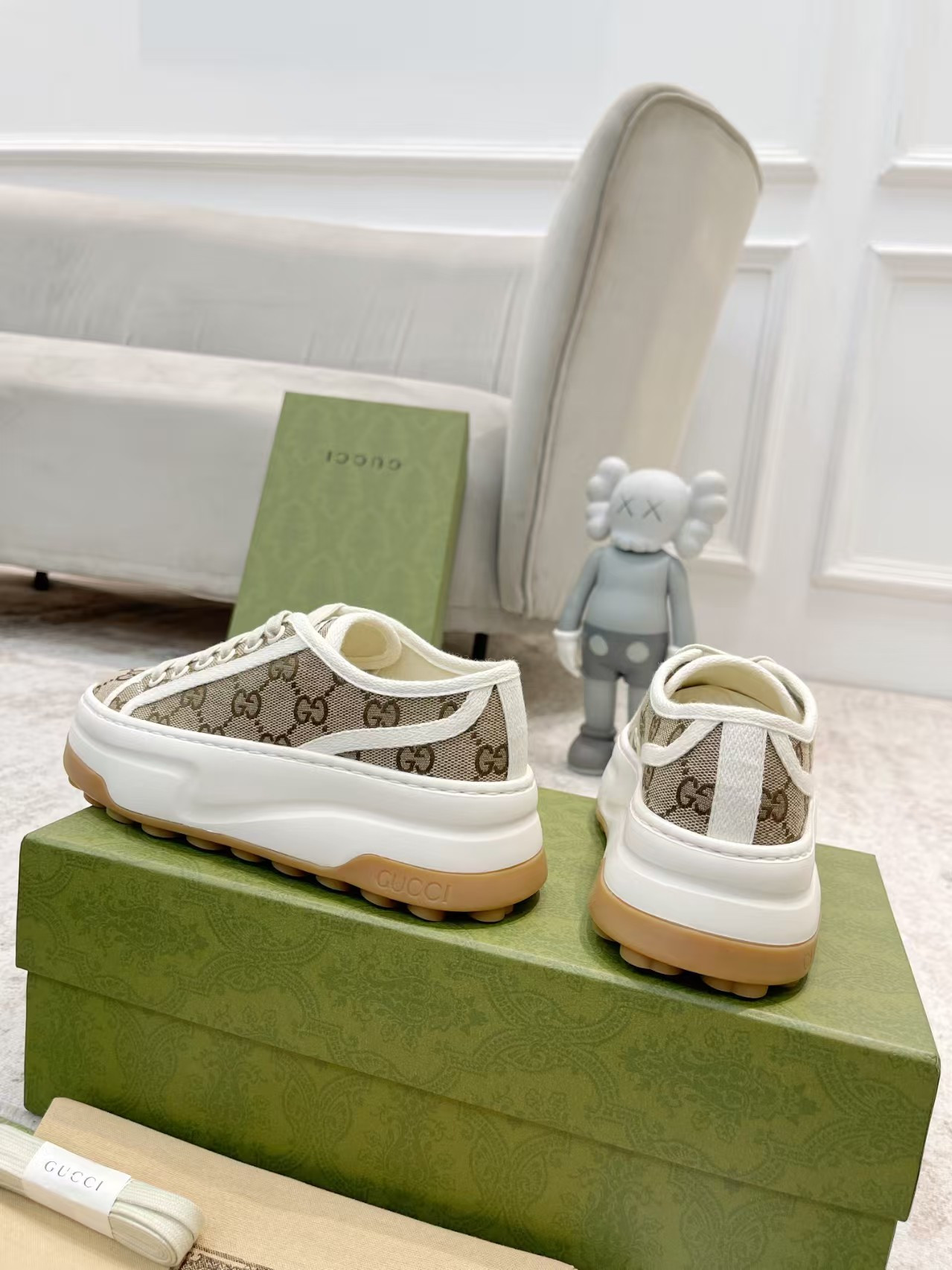 UA Gucci GG Sneaker