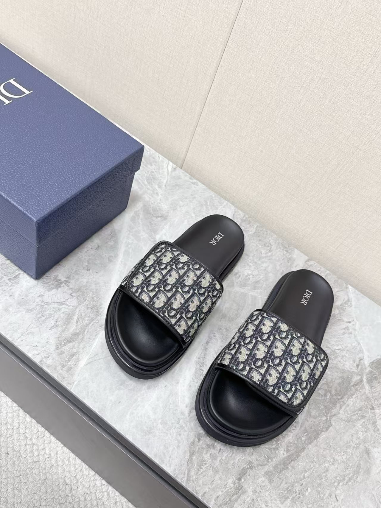UA Dior Aqua Sandal