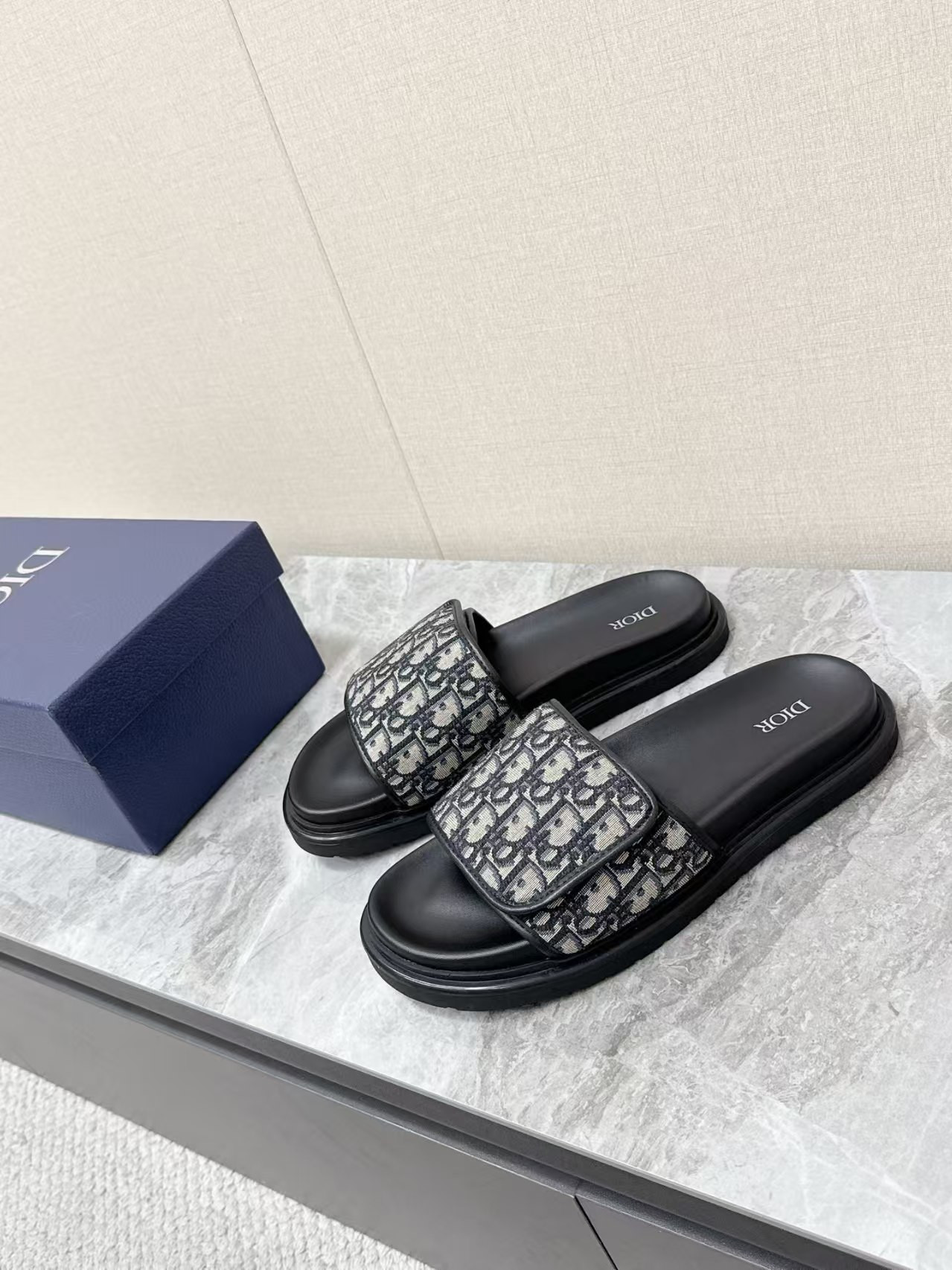 UA Dior Aqua Sandal