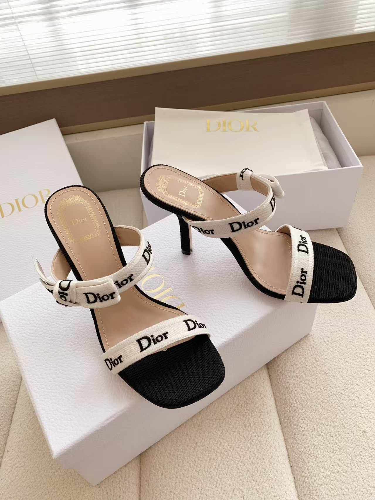 UA Dior Heeled Sandal