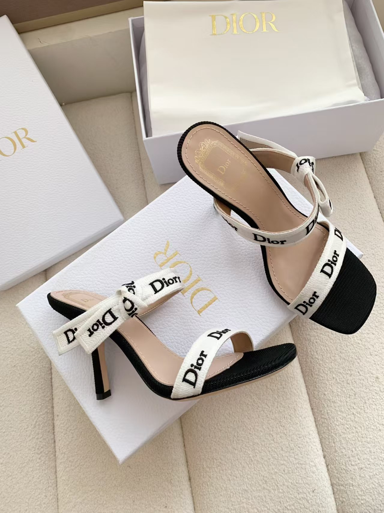 UA Dior Heeled Sandal