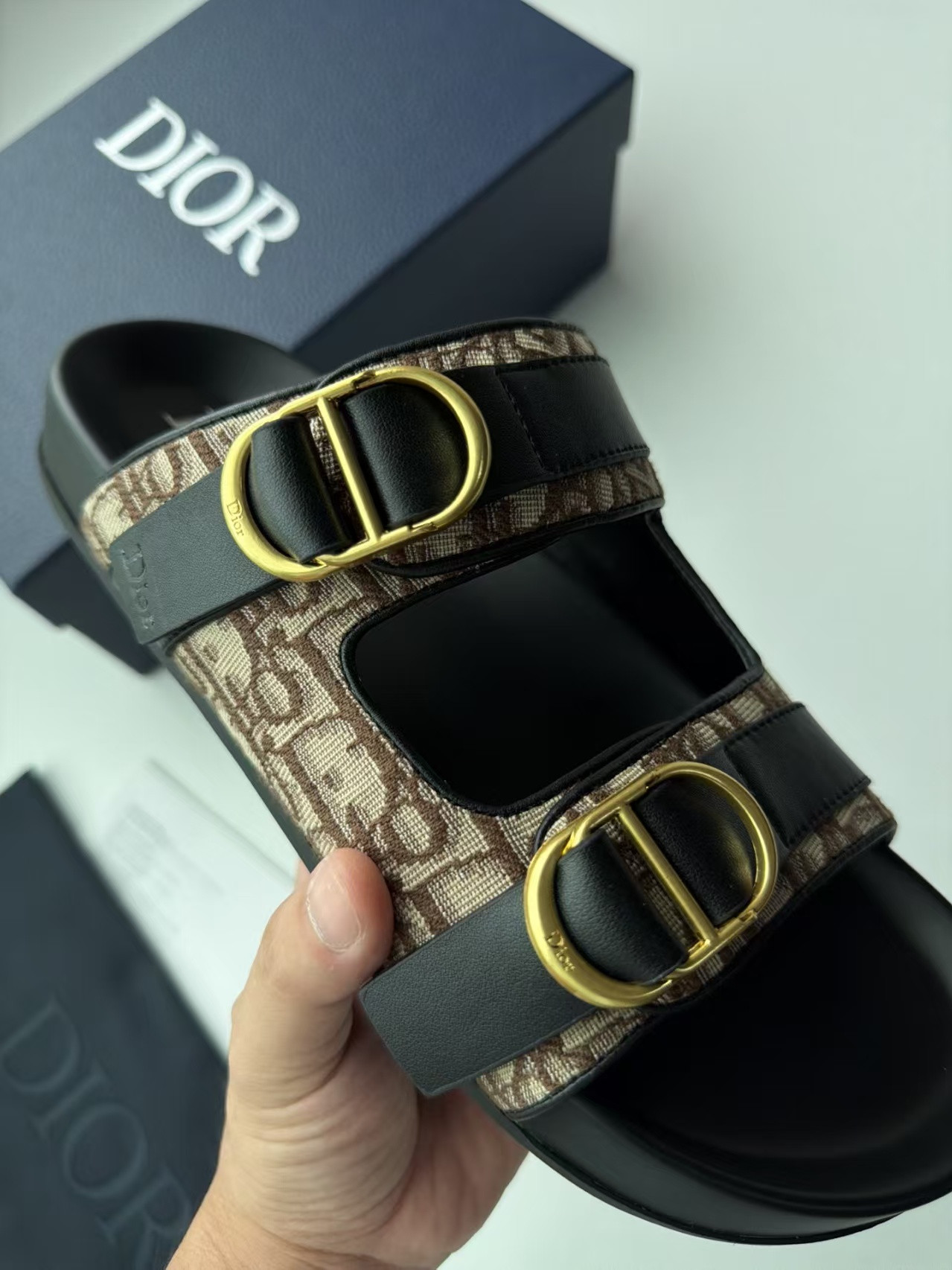 UA Dior Aqua Sandaal