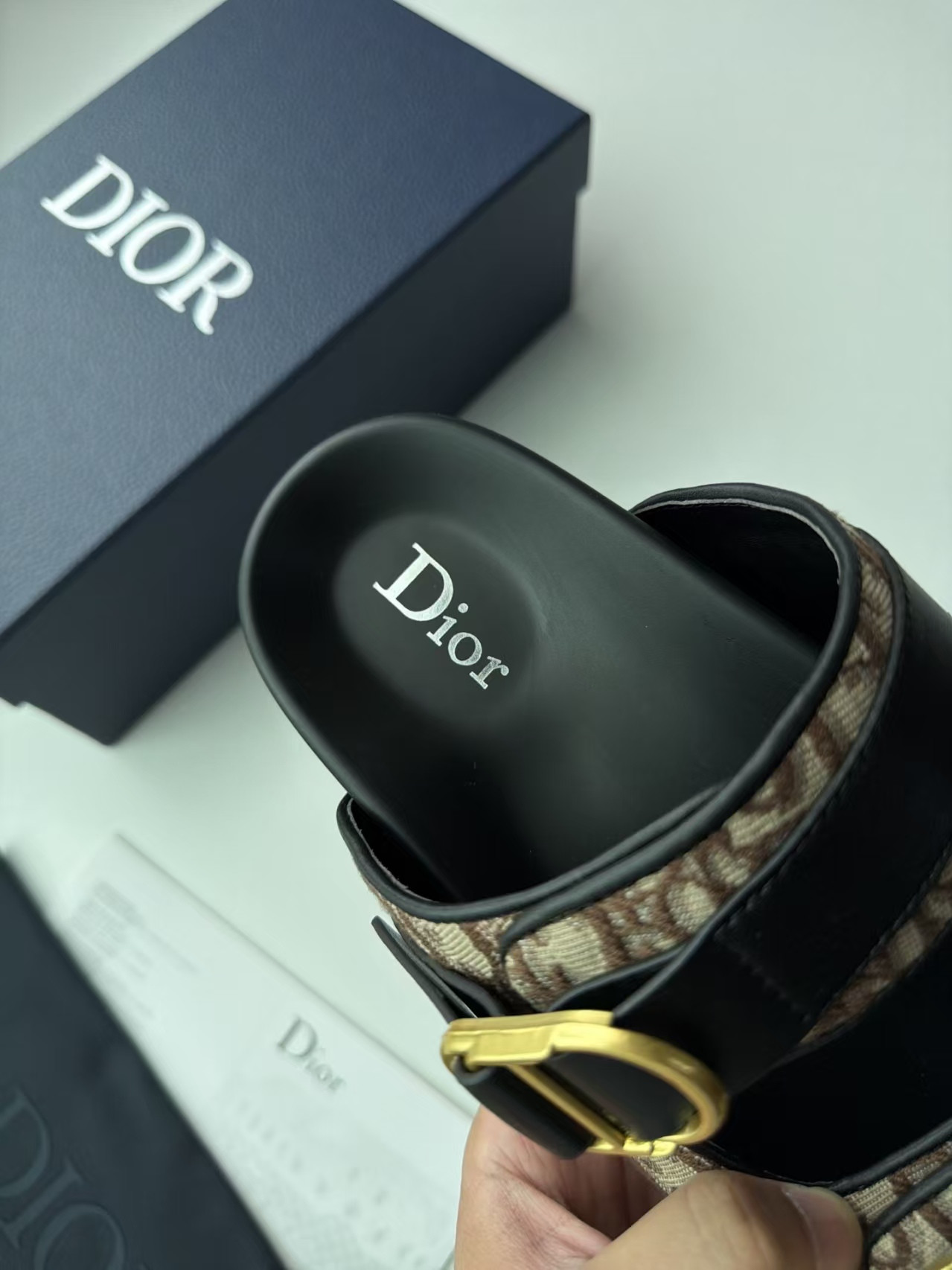 UA Dior Aqua Sandaal