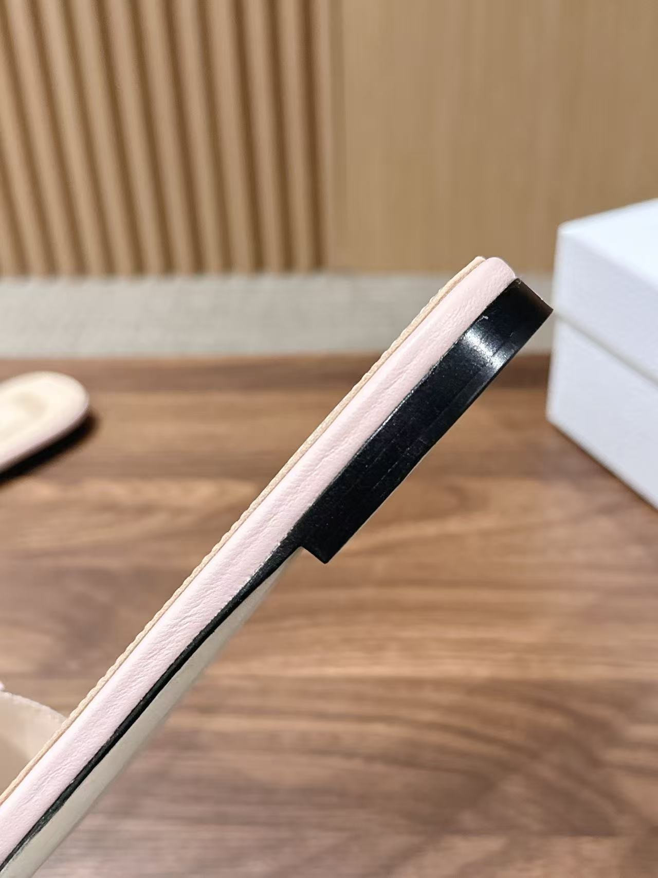 UA Dior J