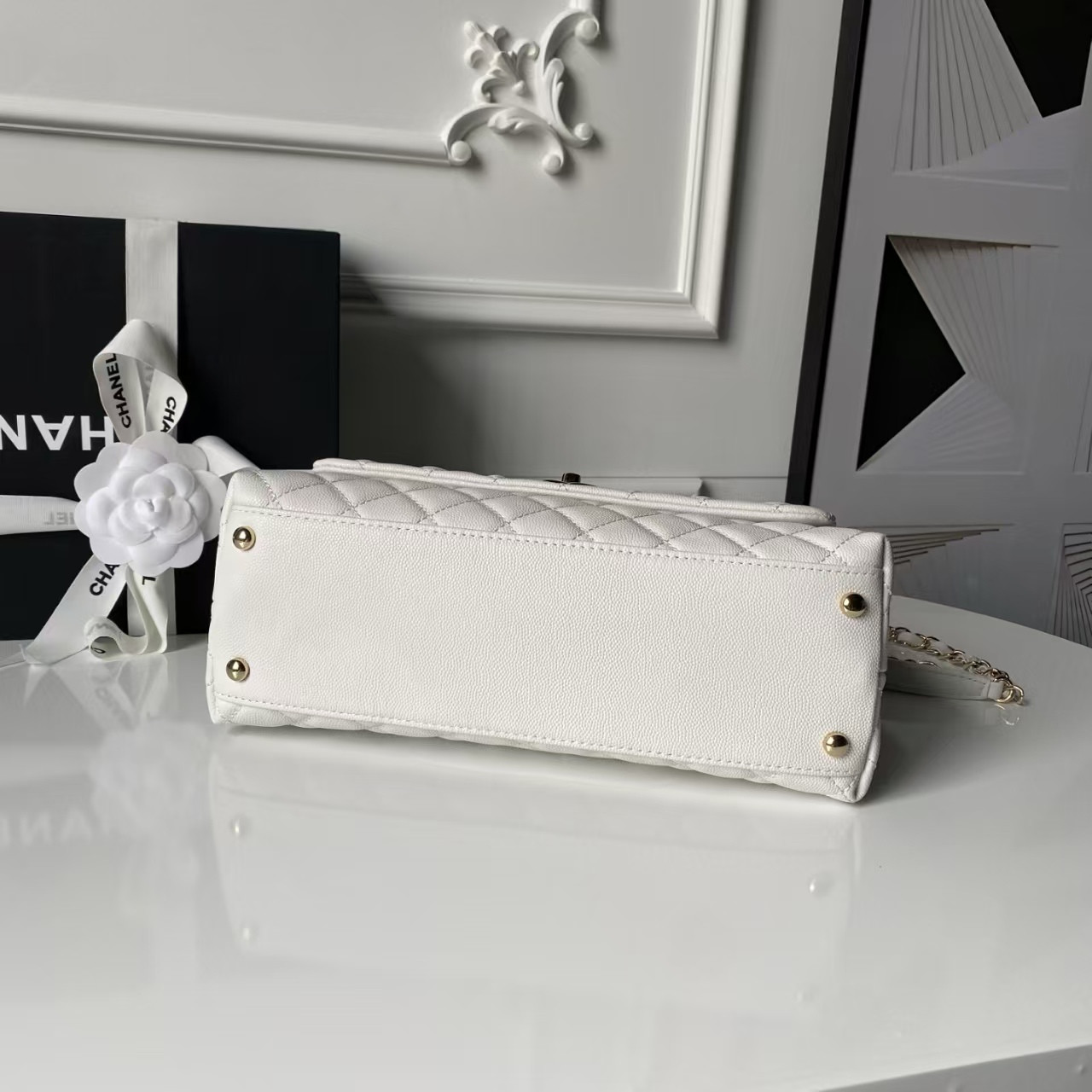 Ch**el coco handle bag