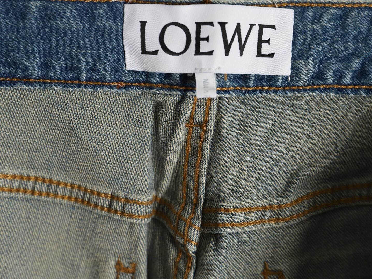 L0ew* Jeans