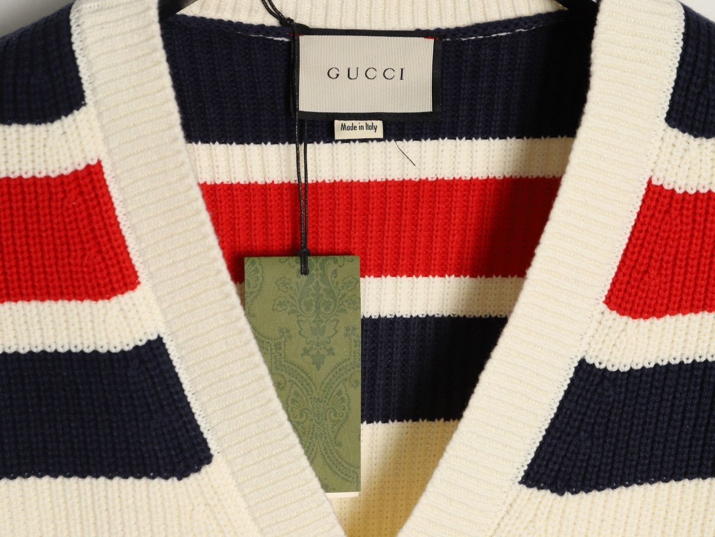 Gvc*1 25Fw Cardigan Sweaters
