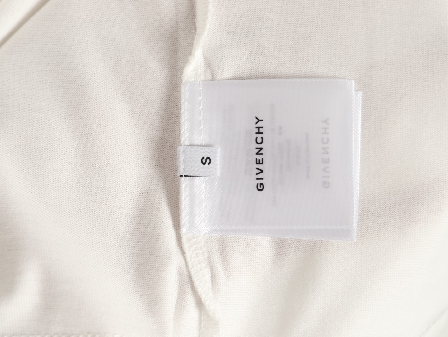 Givenchy Short-sleeved T-shirt