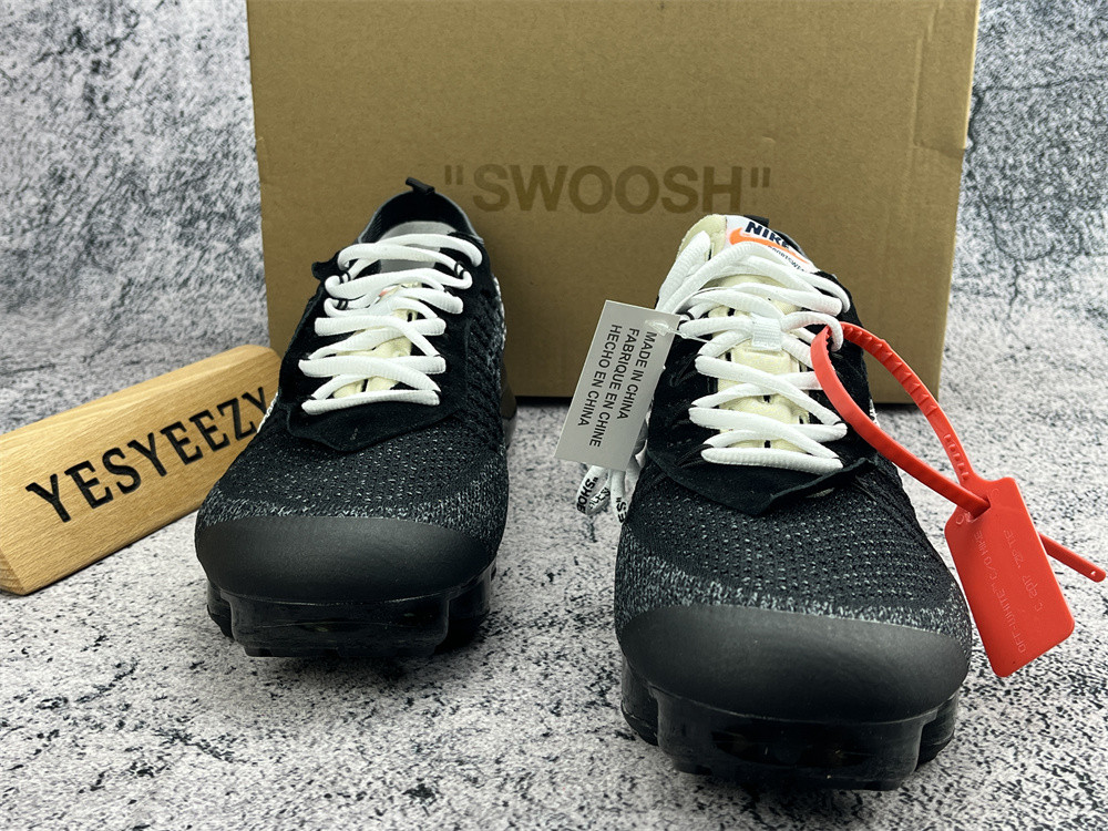 UA II OFF-WHITE X AIR VAPORMAX 