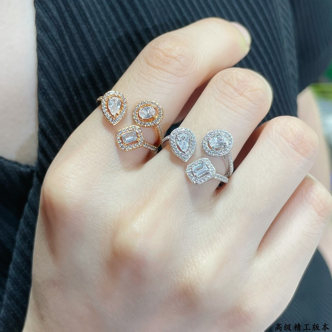 Messika Water Drop Three-D1am0nd Ring