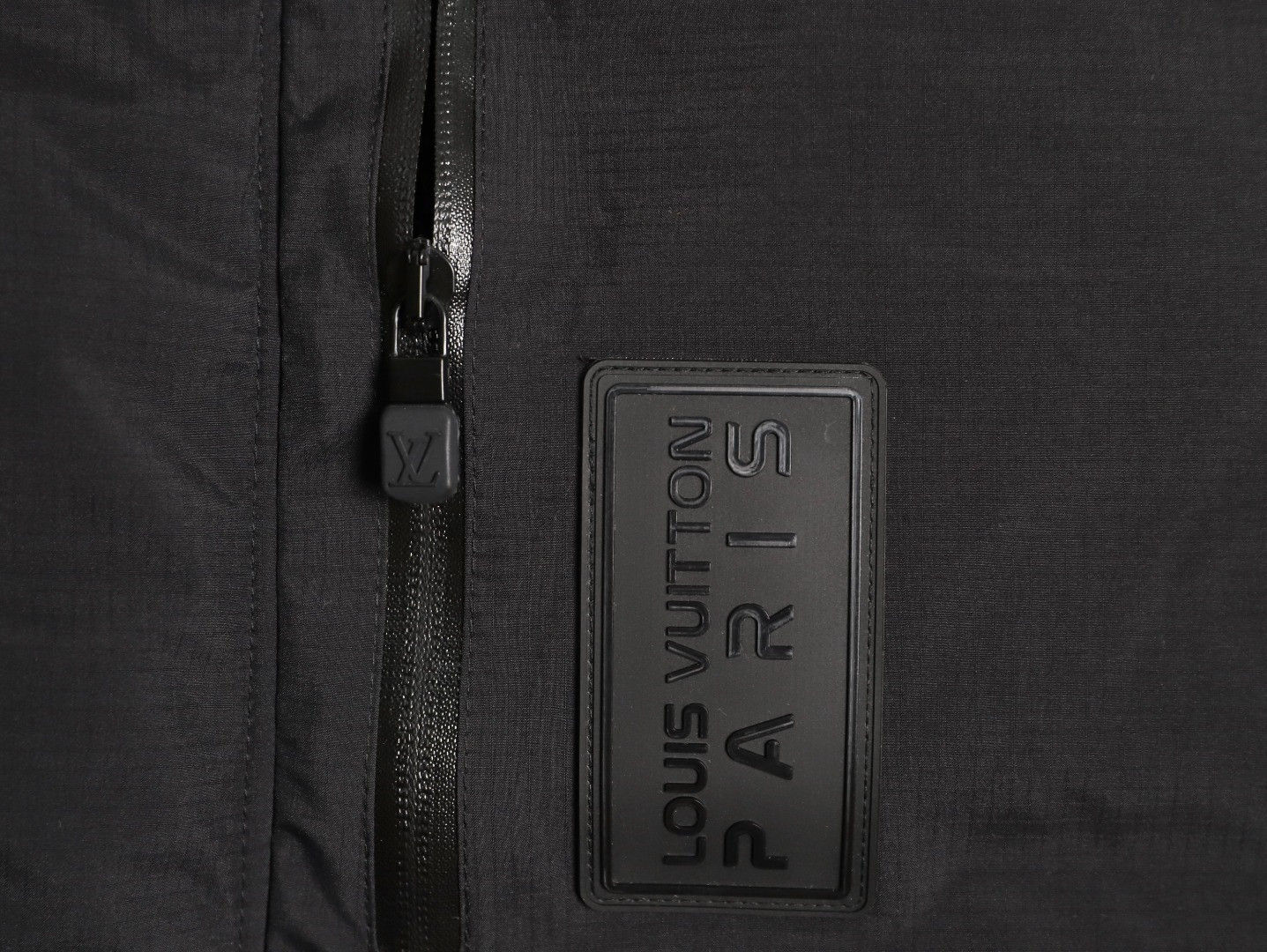 L0vis Vvtt0n 23Fw Short Puffer jacket