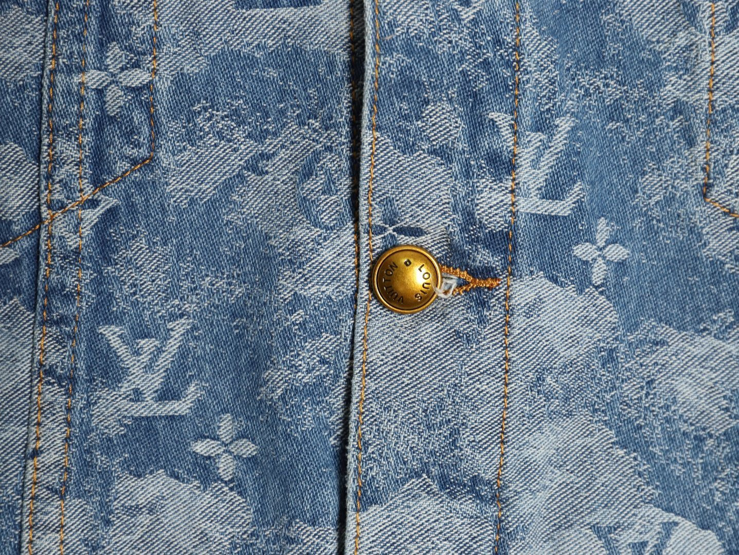 L0vis Vvtt0n LV Denim Jacket Suit