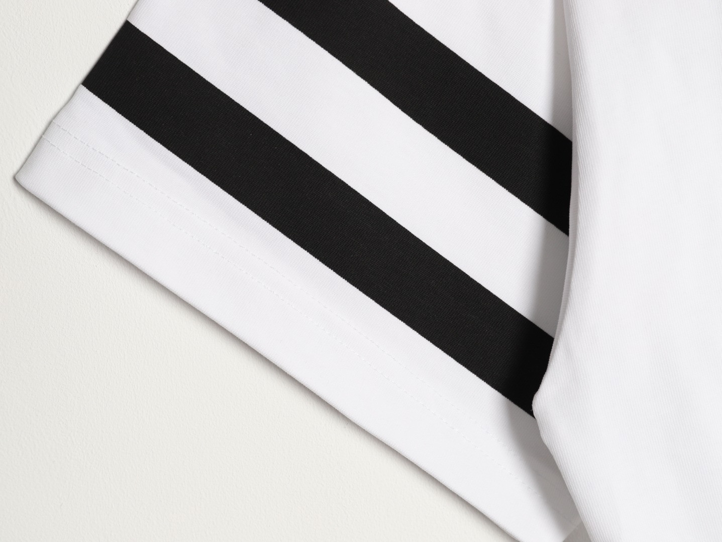 DIOR Short-sleeved T-shirt
