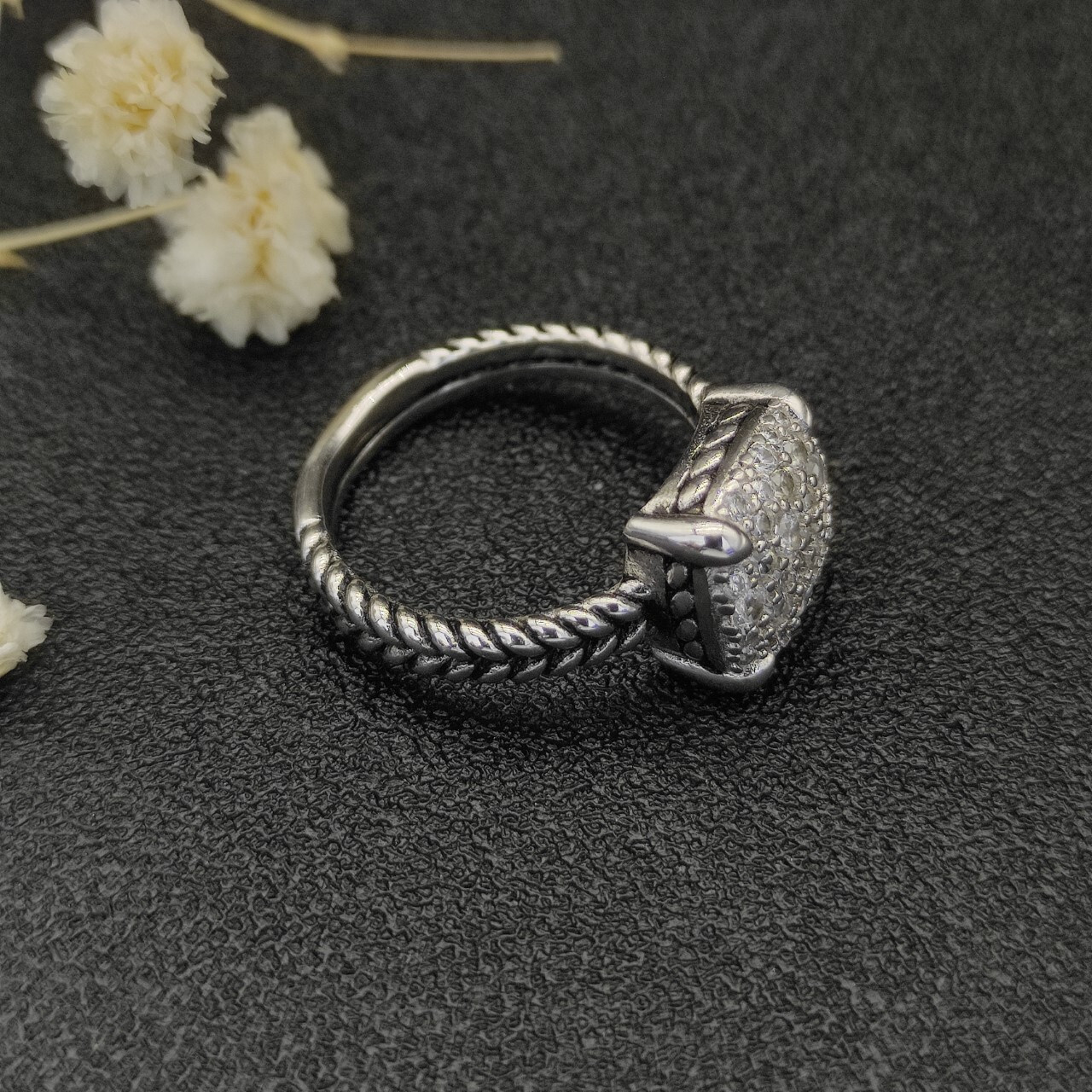 David Yurman Four prong full D1am0nd Ring