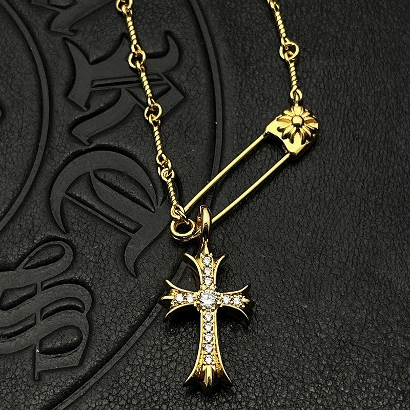 Ch*0me He**ts Twisted Cross Pin Necklace (Chain length 45+5cm)