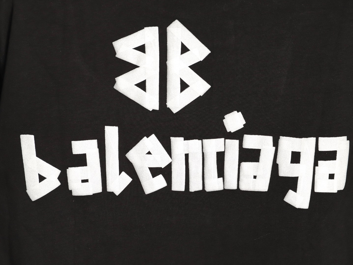 Ba1en*iaga 25Fw Long-sleeved T-shirt