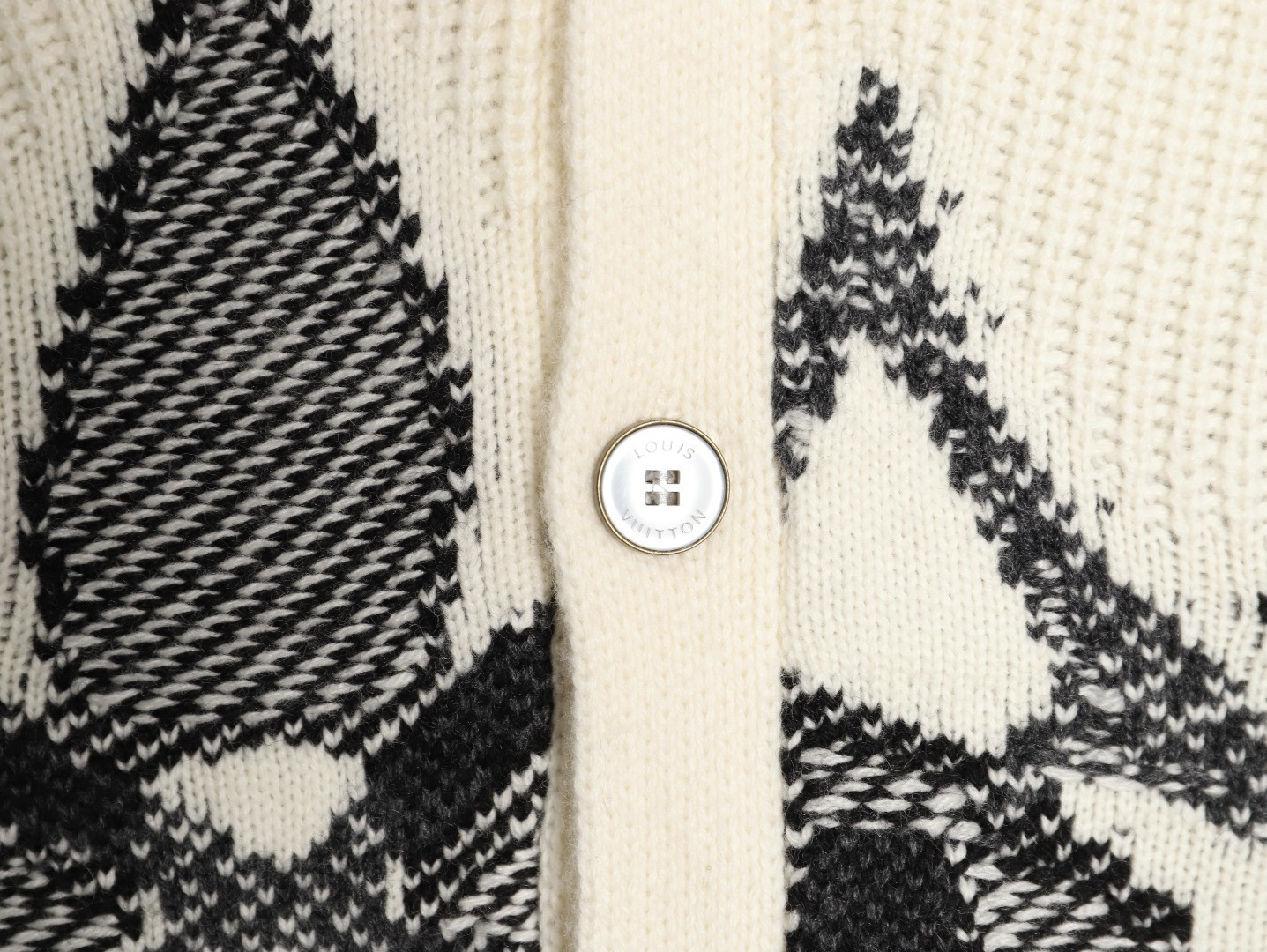 Louis Vuitton Knitting Cardigan