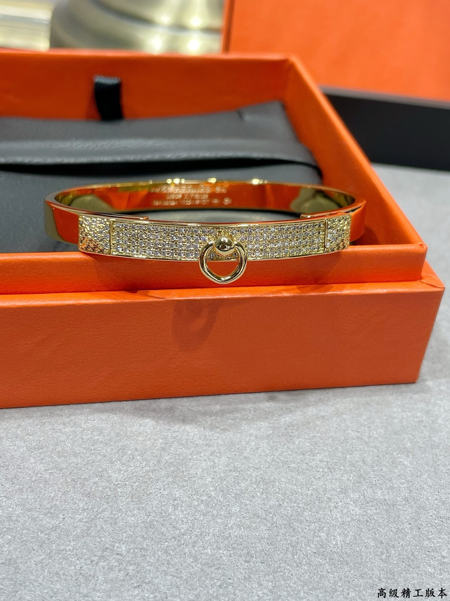 H**me5 Rivet Half D1am0nd Bracelet