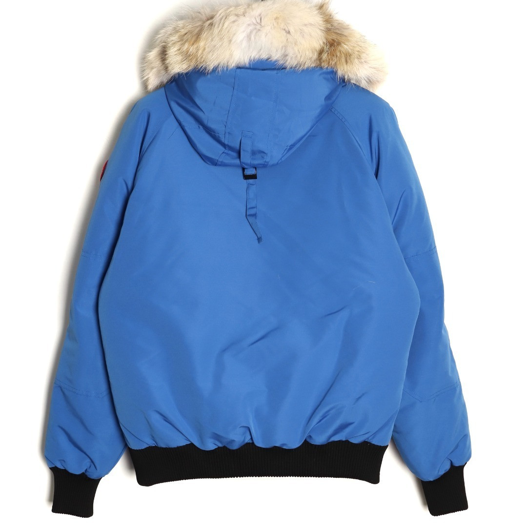 Can*a G00se Short Puffer jacket