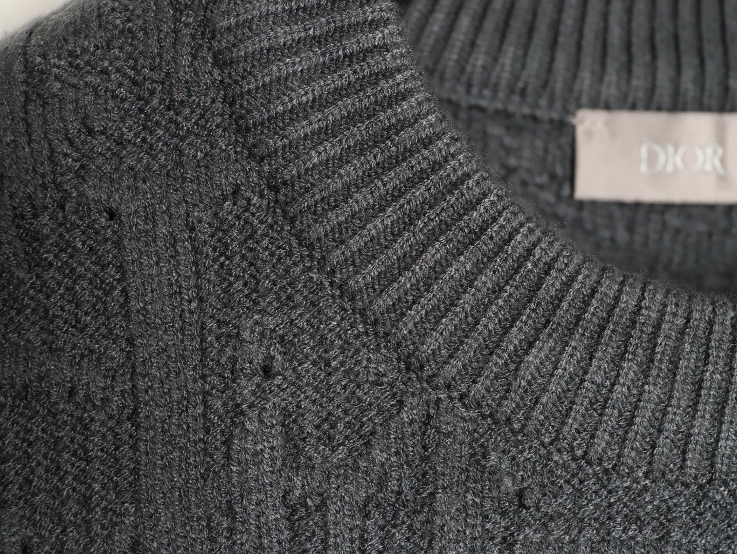 D10r CD 25ss Sweaters