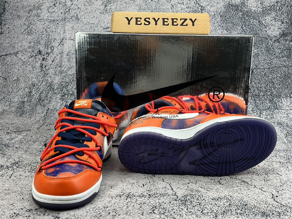 UA NIKE OFF-WHITE X FUTURA UNVEIL X DUNK LOW