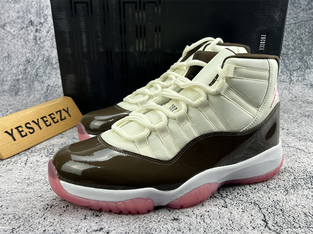 UA AIR JORDAN 11 RETRO NEAPOLITAN