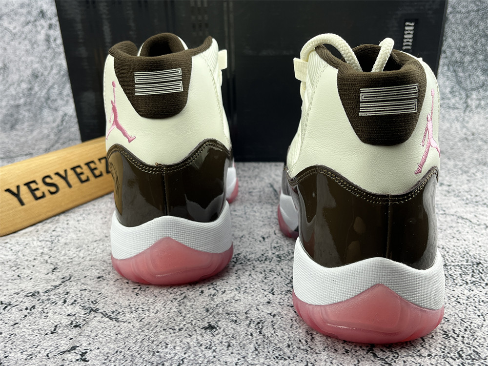 UA AIR JORDAN 11 RETRO NEAPOLITAN