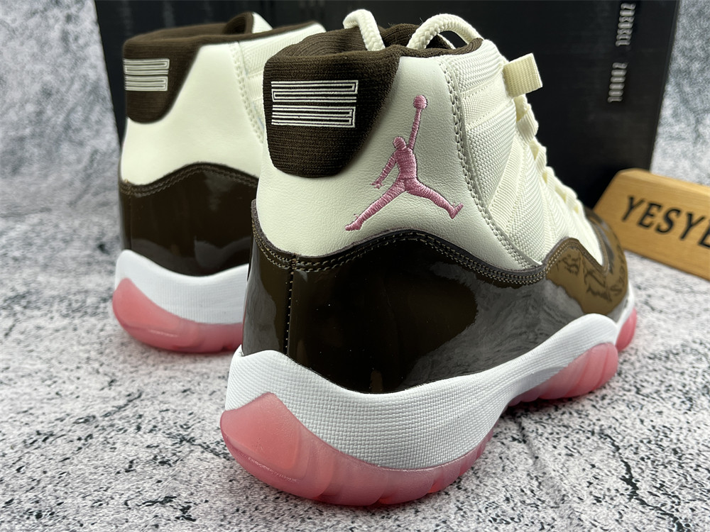 UA AIR JORDAN 11 RETRO NEAPOLITAN