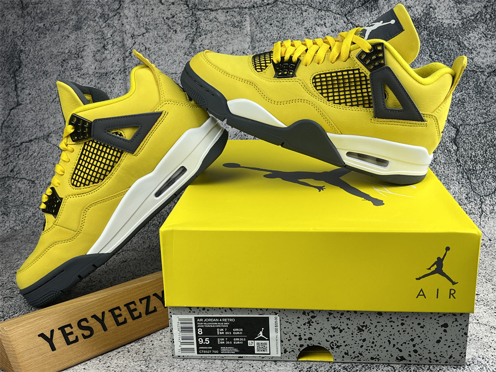 UA AIR JORDAN 4 RETRO 