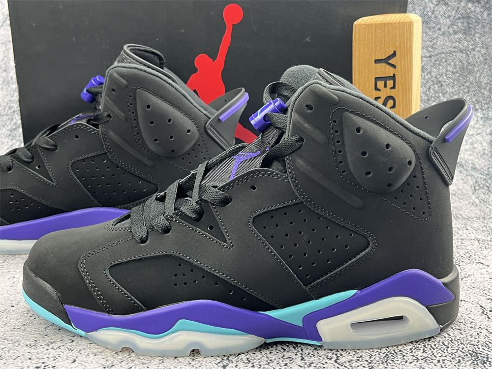 UA AIR JORDAN 6 RETRO 